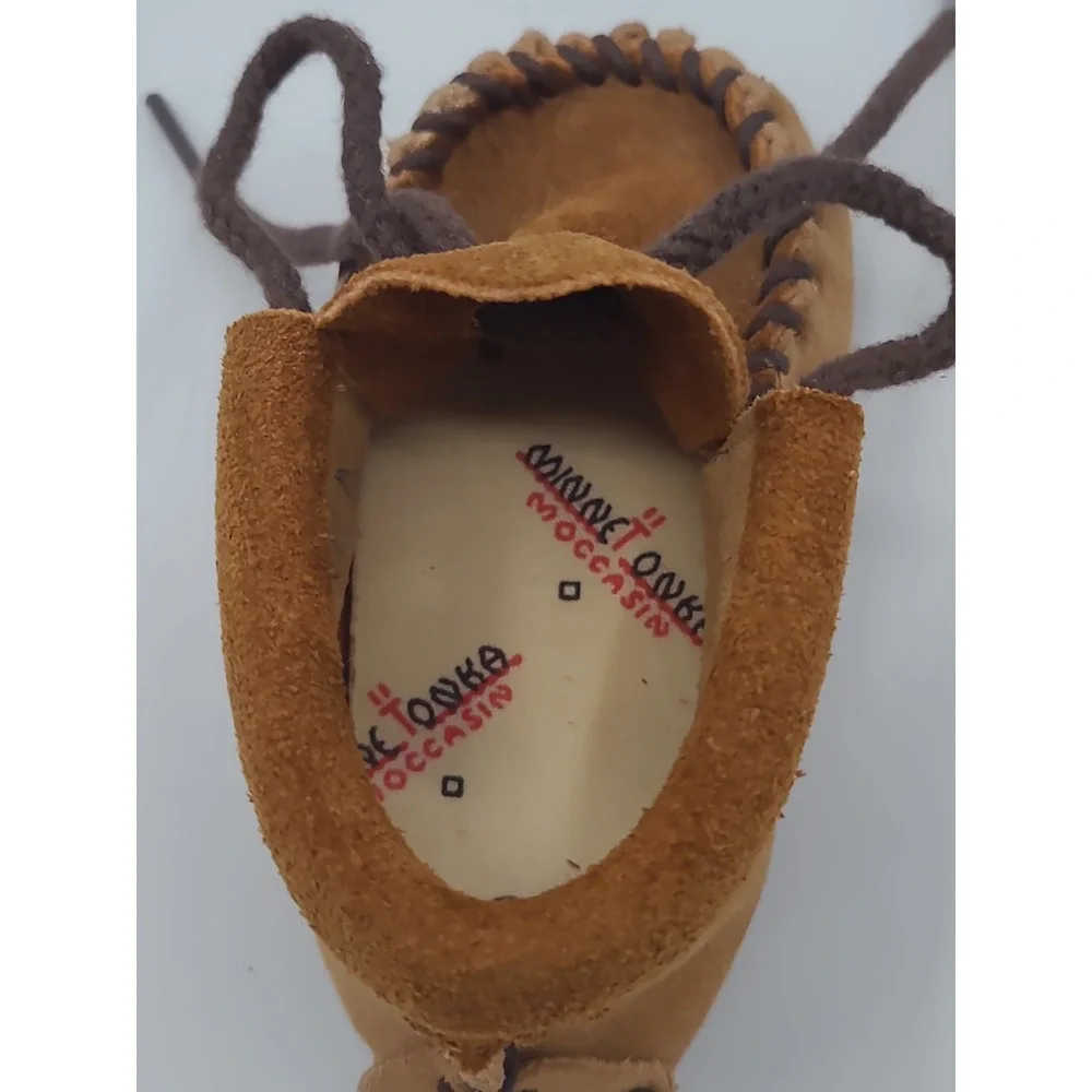 Minnetonka Moccasins Child Size 2